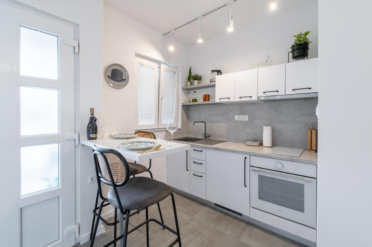 Studio Apartment Smile, Near Beach & Center, Free Parking, Balcony ماكارسكا المظهر الخارجي الصورة